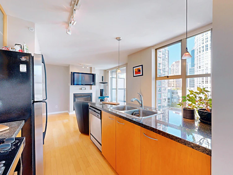 1003-969 Richards Street, Vancouver, BC, V6B 1A8 - 7