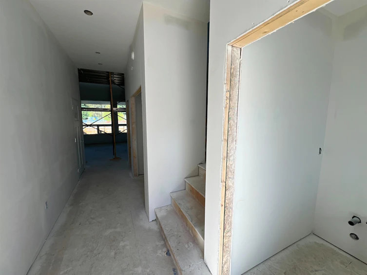 27737 Track Place, Abbotsford, BC, V4X 0C7 - 8