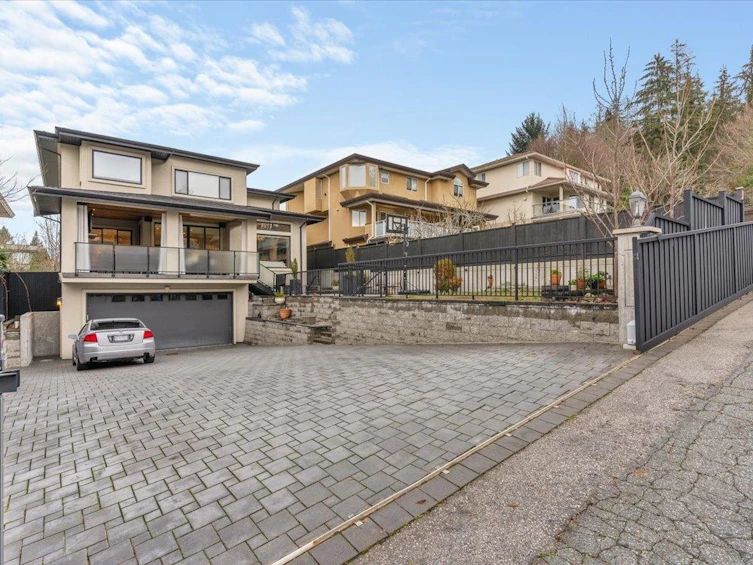 7158 Ridgeview Drive, Burnaby, BC, V5A 4V3 - 38