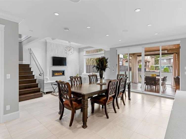 7158 Ridgeview Drive, Burnaby, BC, V5A 4V3 - 10