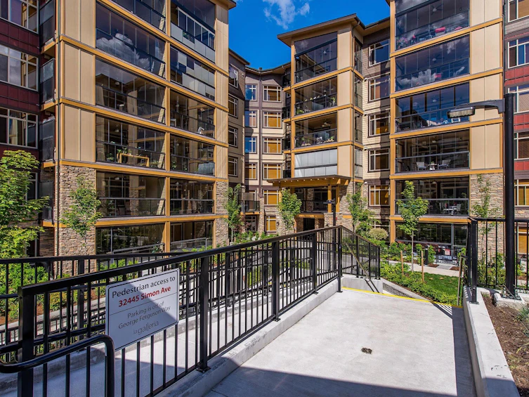 607-32445 Simon Avenue, Abbotsford, BC, V2T 0G7 - 32