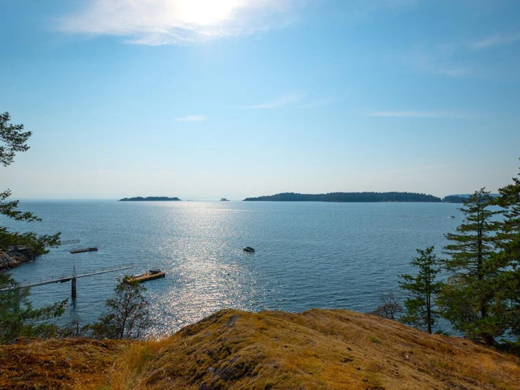1818 Emily Lane, Bowen Island, BC, V0N 1G2
