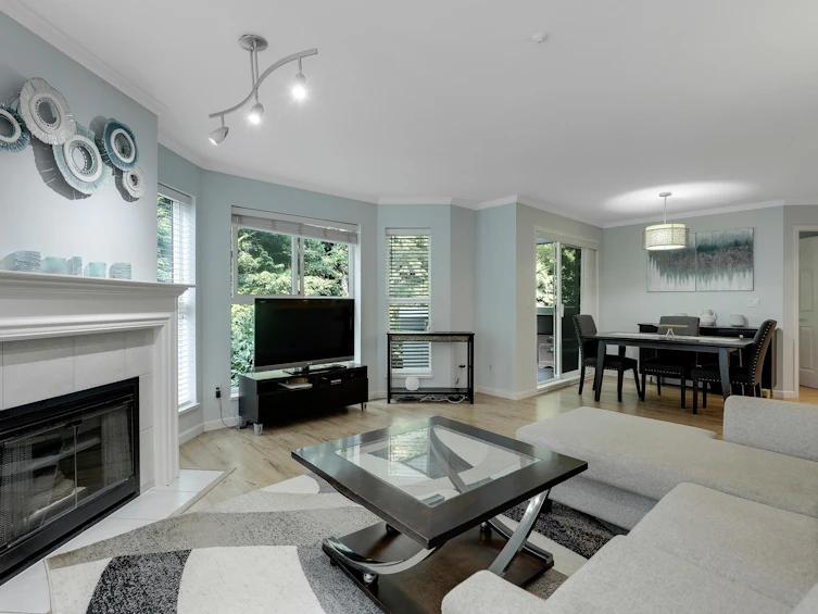 218-12088 66 Avenue, Surrey, BC, V3W 1Z9