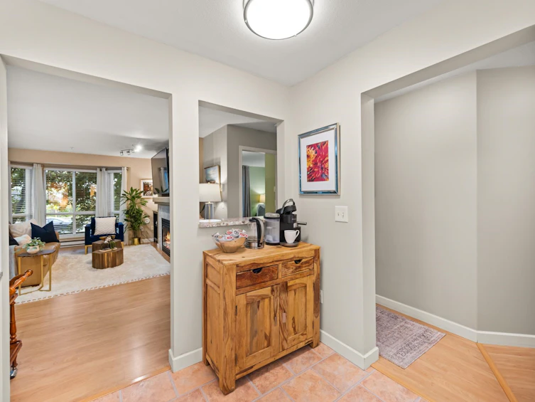 219-9979 140 Street, Surrey, BC, V3T 5W2 - 17