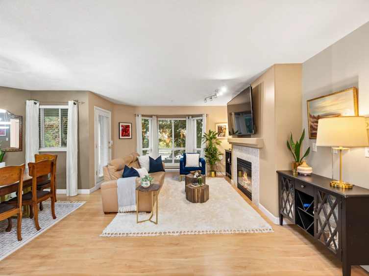 219-9979 140 Street, Surrey, BC, V3T 5W2 - 8