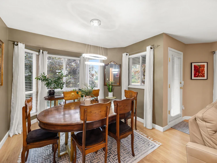 219-9979 140 Street, Surrey, BC, V3T 5W2 - 12