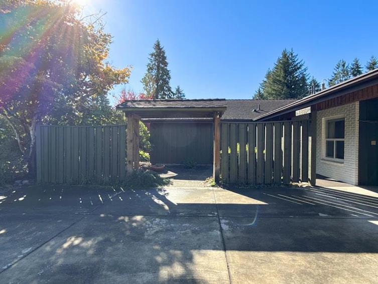 11879 220 Street, Maple Ridge, BC, V2X 5P9 - 28