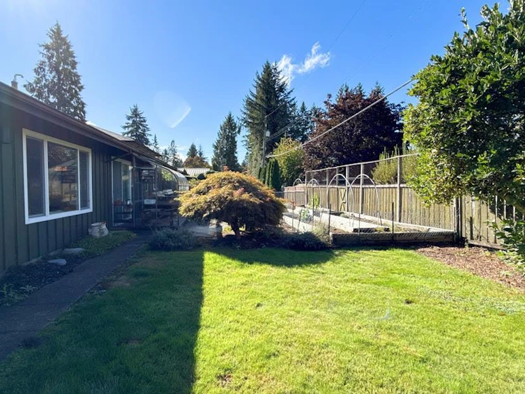 11879 220 Street, Maple Ridge, BC, V2X 5P9 - 30