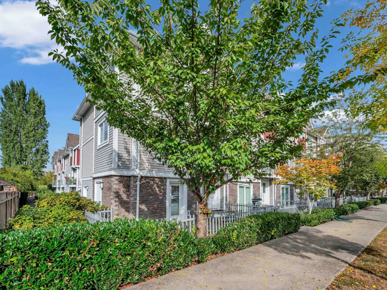 16-14320 103a Avenue, Surrey, BC, V3T 5C3 - 4