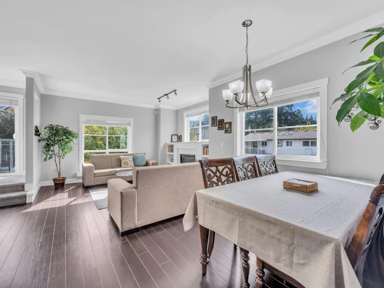 16-14320 103a Avenue, Surrey, BC, V3T 5C3 - 14