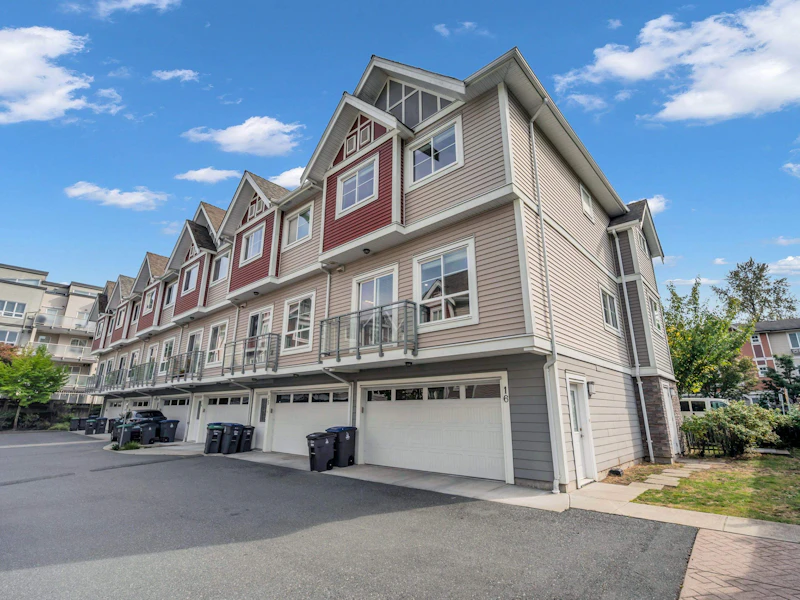 16 - 14320 103a Avenue, Surrey BC V3T 5C3