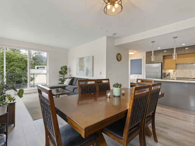 303-1327 Draycott Road, North Vancouver, BC, V7J 1W1 - 5