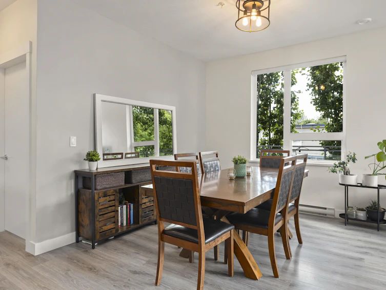 303-1327 Draycott Road, North Vancouver, BC, V7J 1W1 - 4