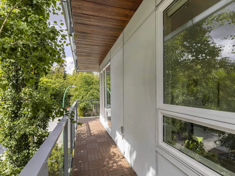 303-1327 Draycott Road, North Vancouver, BC, V7J 1W1 - 9