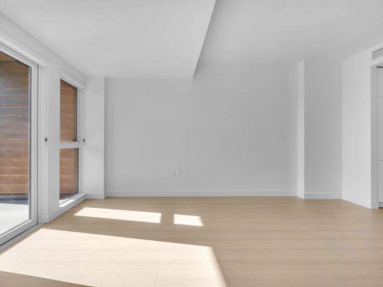 407-422 E 3rd Street, North Vancouver, BC, V7L 1G2 - 9