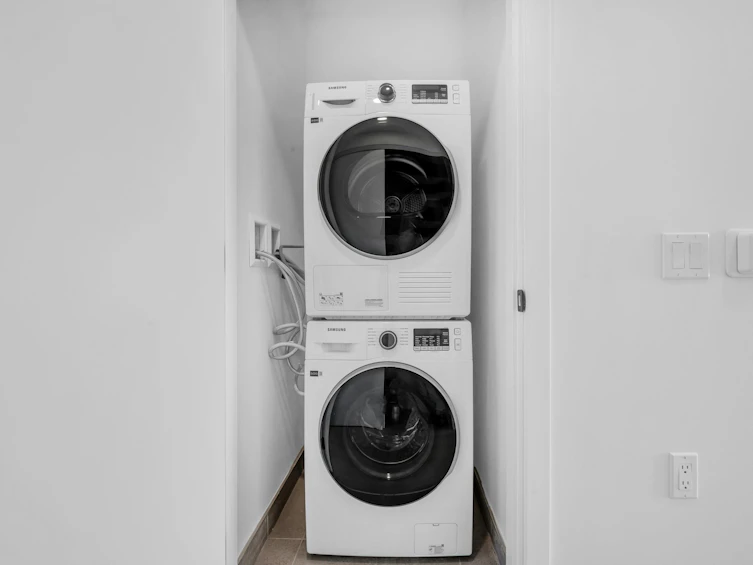 407-422 E 3rd Street, North Vancouver, BC, V7L 1G2 - 14