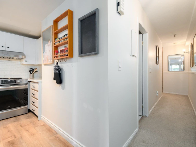 112-2020 W 8th Avenue, Vancouver, BC, V6J 1W5 - 10