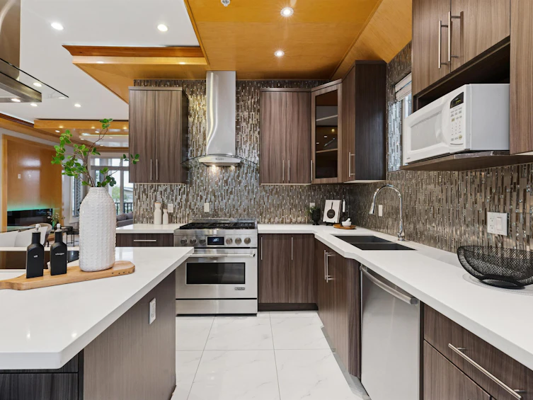 3064 E 19th Avenue, Vancouver, BC, V5M 2S9 - 5