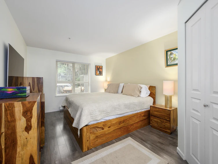 210-9319 University Crescent, Burnaby, BC, V5A 4Y5 - 16