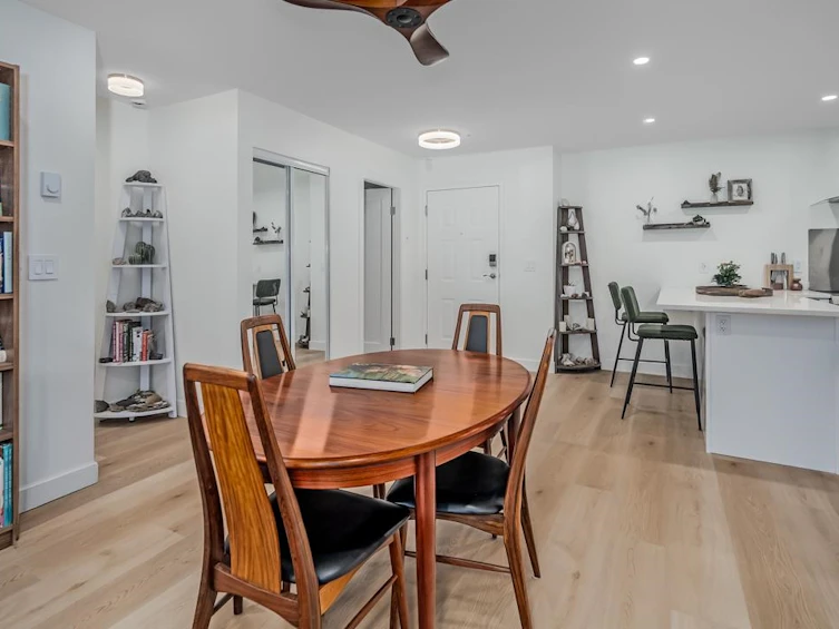 203-2700 Mccallum Road, Abbotsford, BC, V2S 6X9 - 7