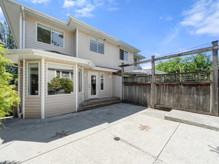 2-460 W 6th Street, North Vancouver, BC, V7M 1K9 - 28