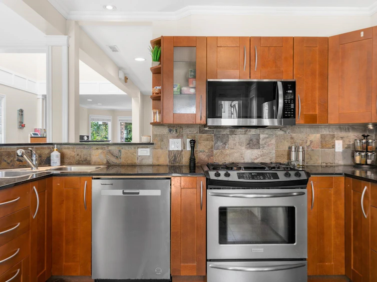 2-460 W 6th Street, North Vancouver, BC, V7M 1K9 - 15