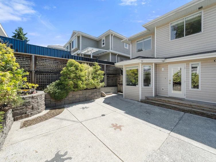 2-460 W 6th Street, North Vancouver, BC, V7M 1K9 - 29