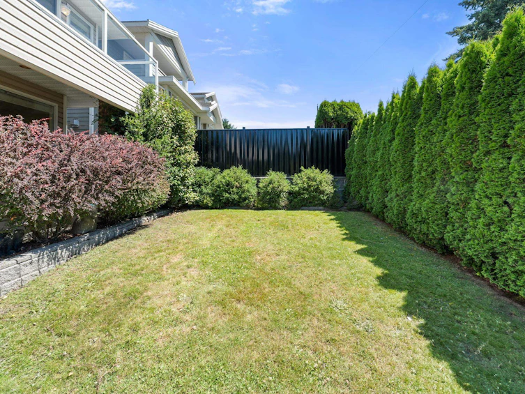 2-460 W 6th Street, North Vancouver, BC, V7M 1K9 - 2