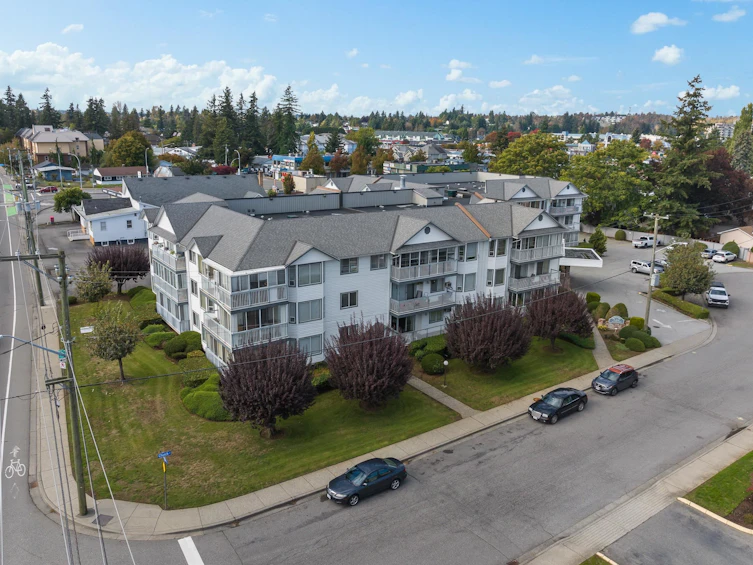 212-2425 Church Street, Abbotsford, BC, V2T 3J8 - 2