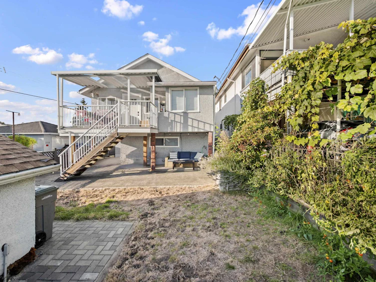 2916 E 6th Avenue, Vancouver, BC, V5M 1S1 - 30