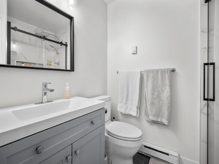 2916 E 6th Avenue, Vancouver, BC, V5M 1S1 - 15