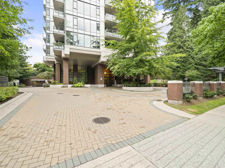 603-7088 18th Avenue, Burnaby, BC, V3N 0A2 - 32