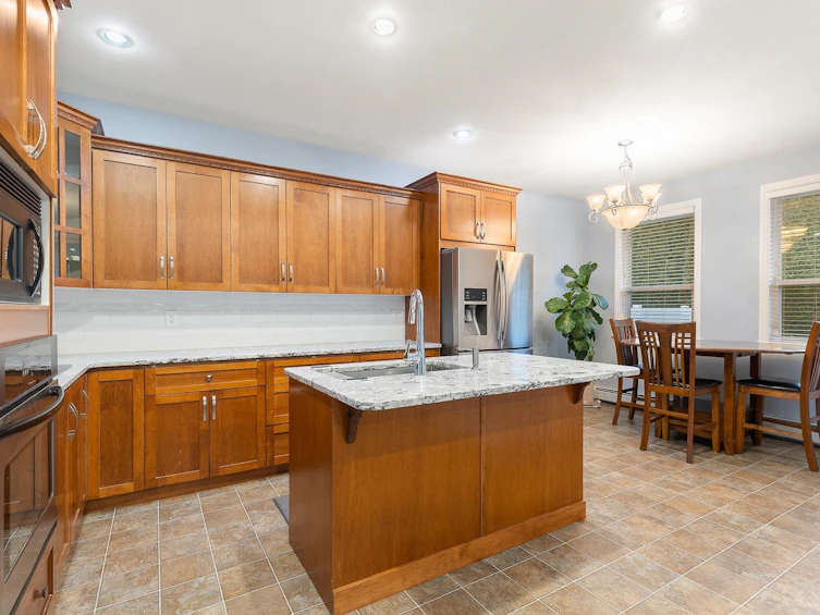 5386 Chinook Street, Chilliwack, BC, V2R 0A6 - 11