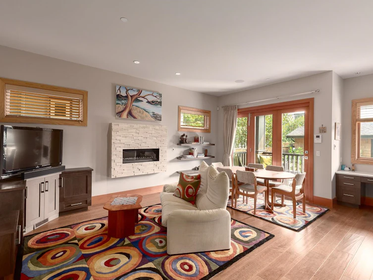 3230 W 31st Avenue, Vancouver, BC, V6L 2A7 - 9