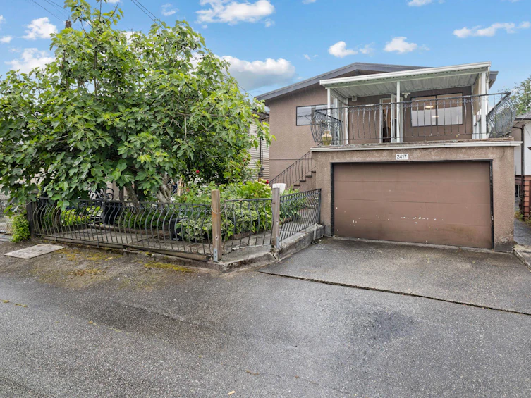 2417 Adanac Street, Vancouver, BC, V5K 2M3 - 29