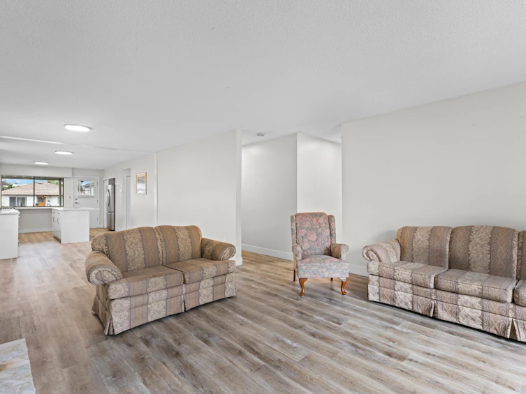 2417 Adanac Street, Vancouver, BC, V5K 2M3 - 4
