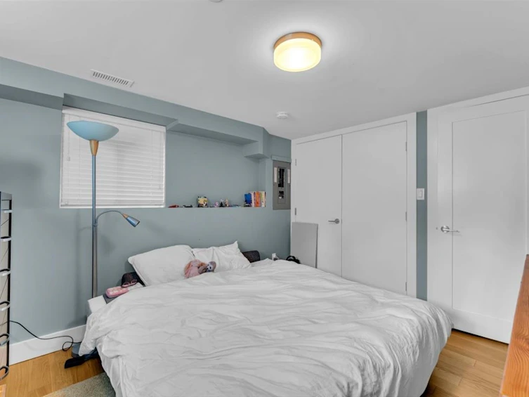 57 W 17th Avenue, Vancouver, BC, V5Y 1Z5 - 32