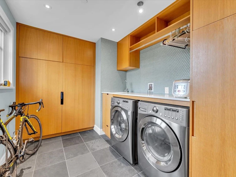 57 W 17th Avenue, Vancouver, BC, V5Y 1Z5 - 14