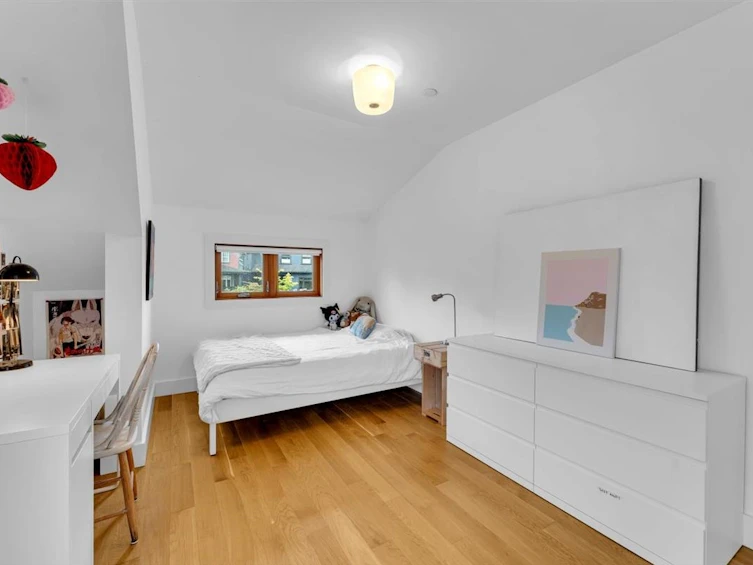 57 W 17th Avenue, Vancouver, BC, V5Y 1Z5 - 29