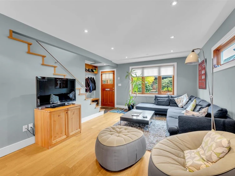 57 W 17th Avenue, Vancouver, BC, V5Y 1Z5 - 9