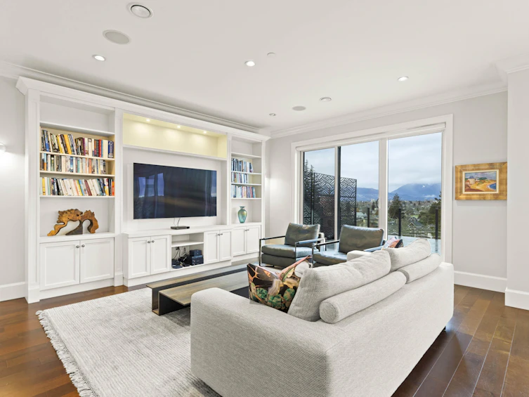 4578 Puget Drive, Vancouver, BC, V6L 2V8 - 10