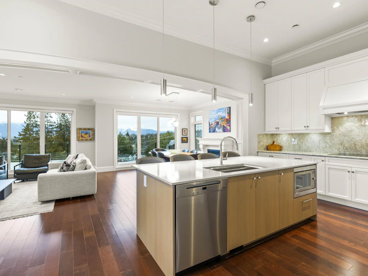 4578 Puget Drive, Vancouver, BC, V6L 2V8 - 7