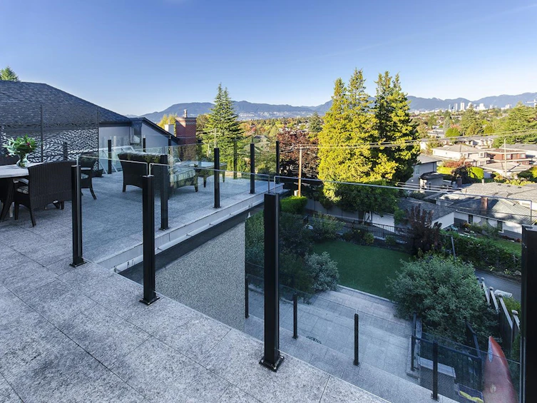 4578 Puget Drive, Vancouver, BC, V6L 2V8 - 2