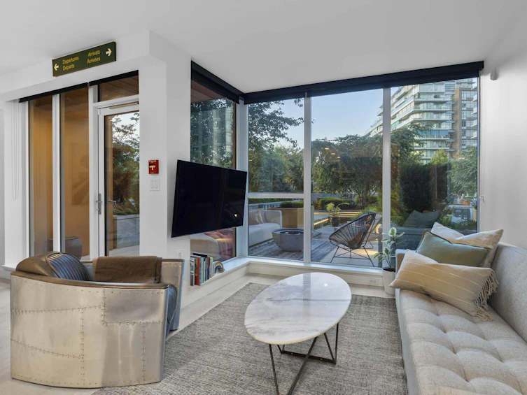 1755 Columbia Street, Vancouver, BC, V5Y 0N3 - 9