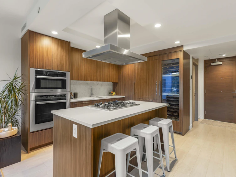 1755 Columbia Street, Vancouver, BC, V5Y 0N3 - 13