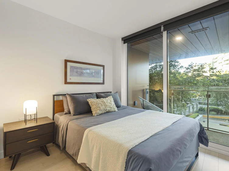 1755 Columbia Street, Vancouver, BC, V5Y 0N3 - 25