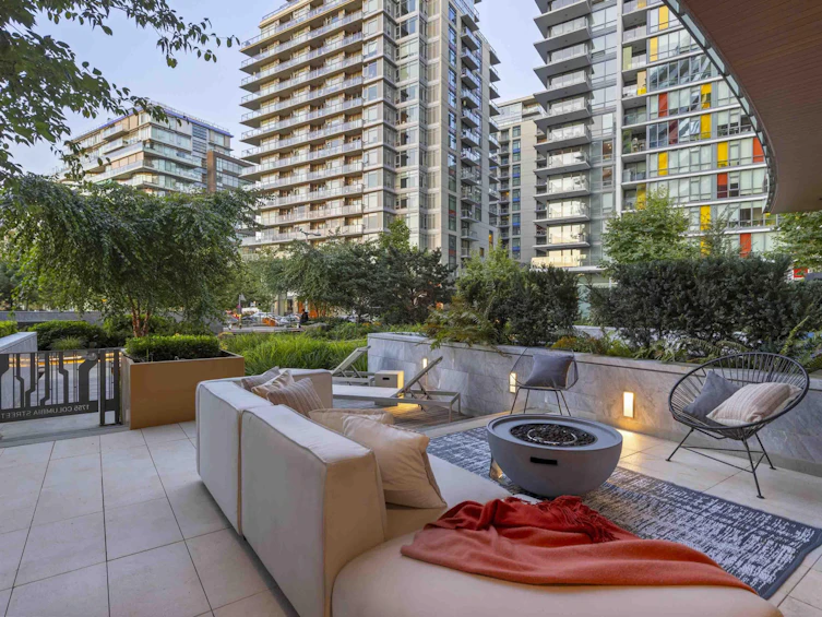 1755 Columbia Street, Vancouver, BC, V5Y 0N3 - 30