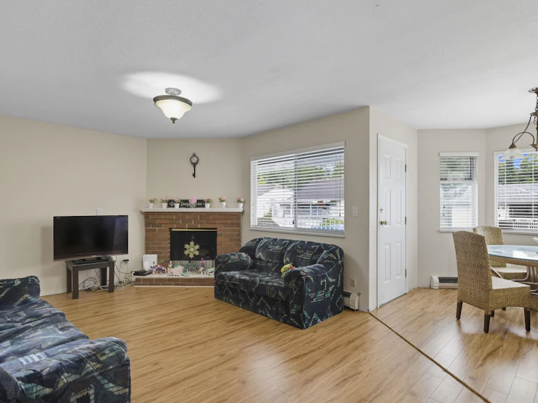 9024 135a Street, Surrey, BC, V3V 7C5 - 10