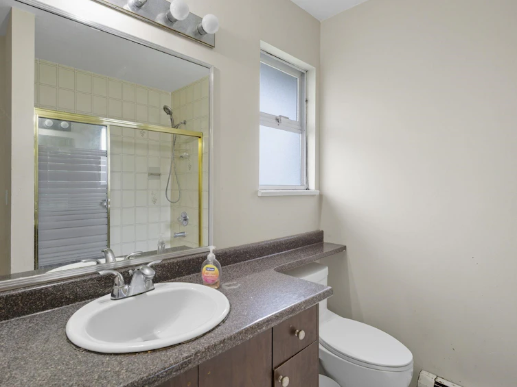 9024 135a Street, Surrey, BC, V3V 7C5 - 25