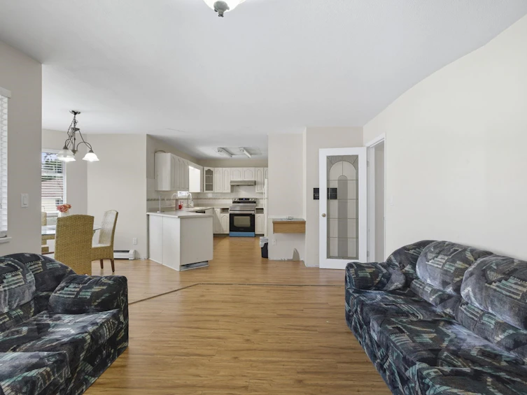 9024 135a Street, Surrey, BC, V3V 7C5 - 12